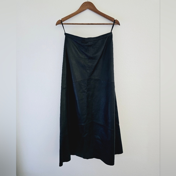 Vintage 1990's Black Leather Maxi Skirt - Picture 4 of 10